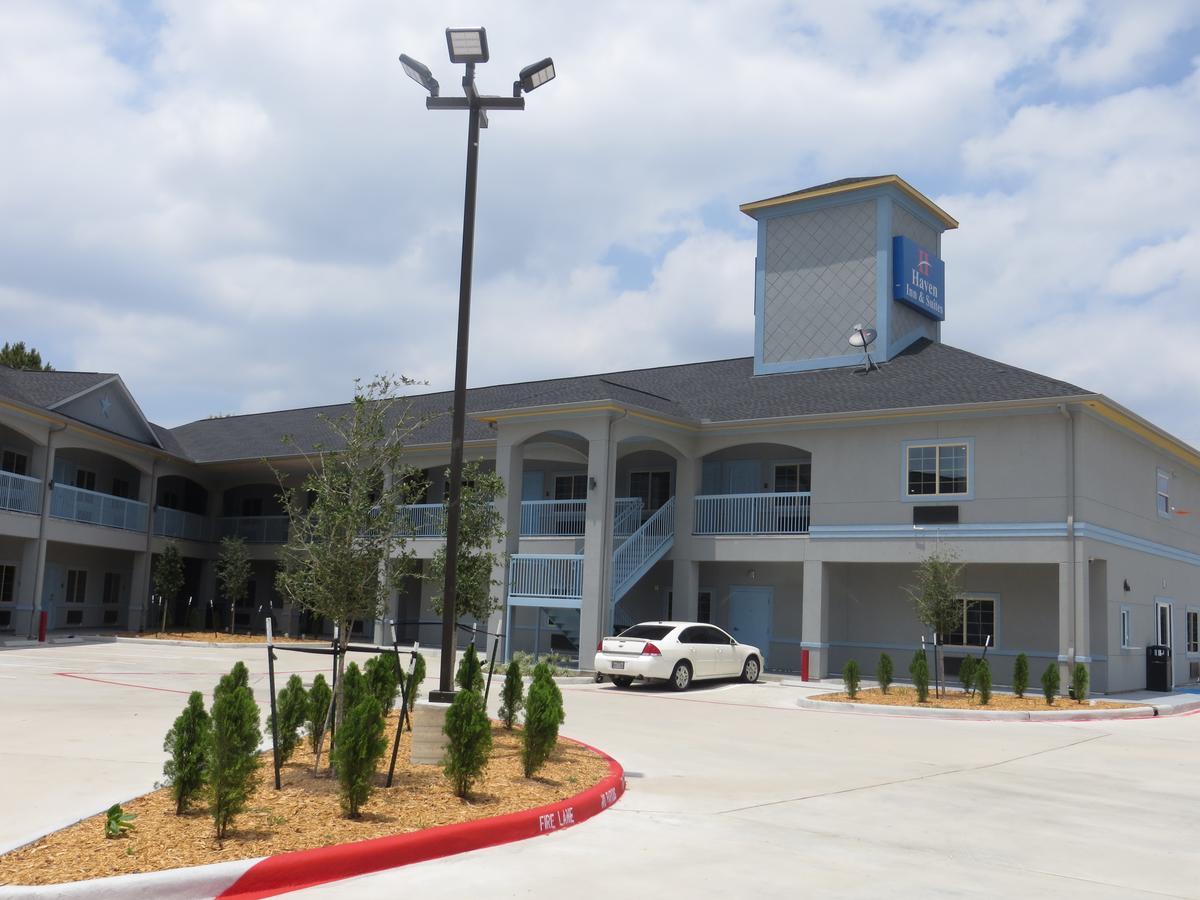 Haven Inn & Suites Willowbrook (Adults Only) Houston Exterior photo